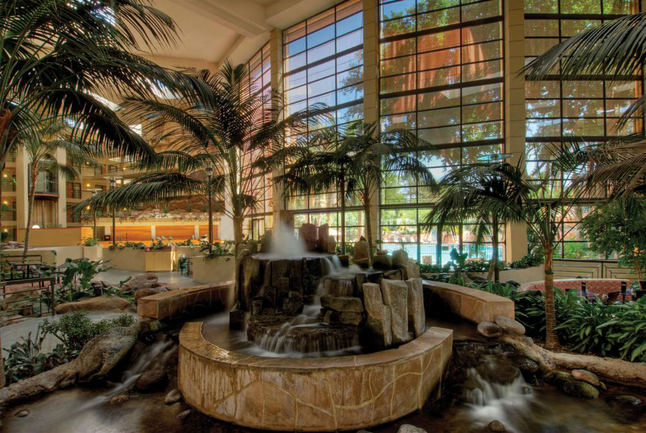Embassy Suites By Hilton Phoenix Biltmore Exterior foto